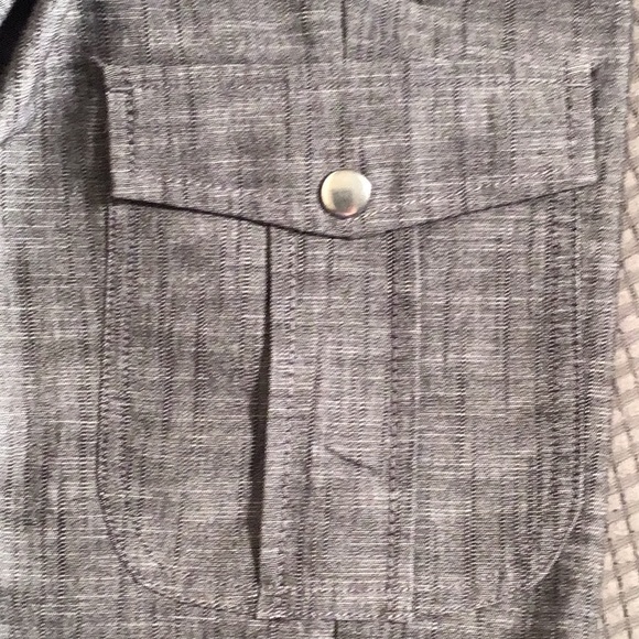 Larry Levine stretch Capri pants gray with side pockets 8 - Picture 2 of 7